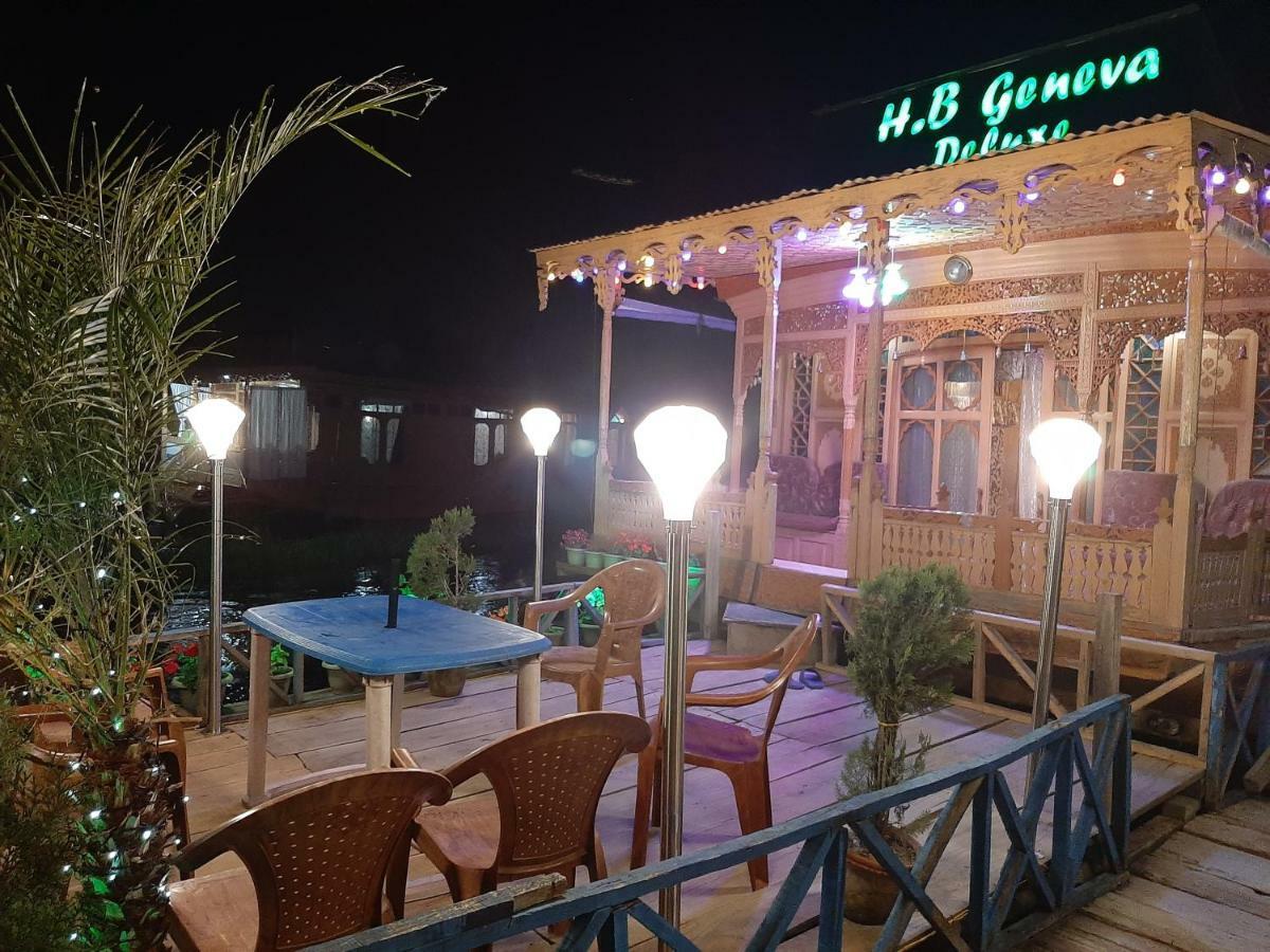Heritage Geneva House Boat Srinagar  Bagian luar foto
